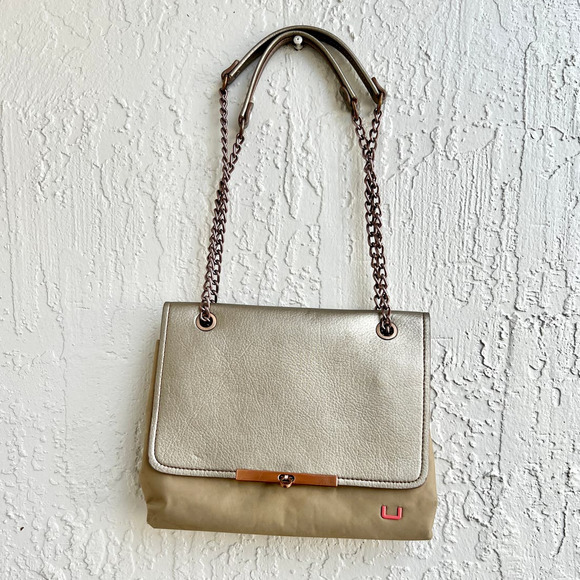 Adolfo Dominguez Chain Strap Women's Shoulder Flap Handbag Beige - Picture 1 of 16